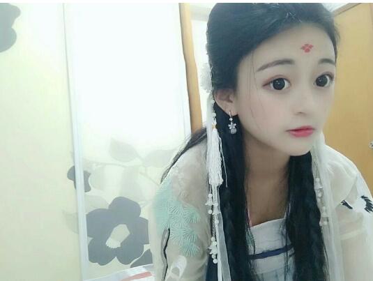 多希望每一套汉服都适合我的身高