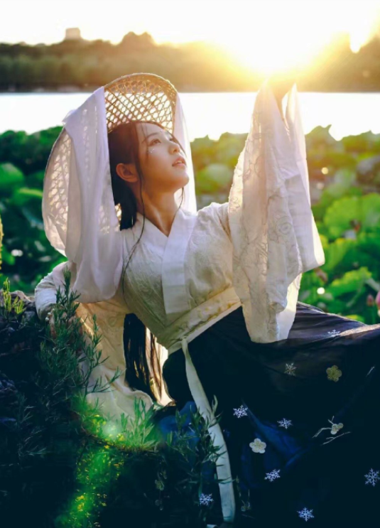 东北汉服妹子