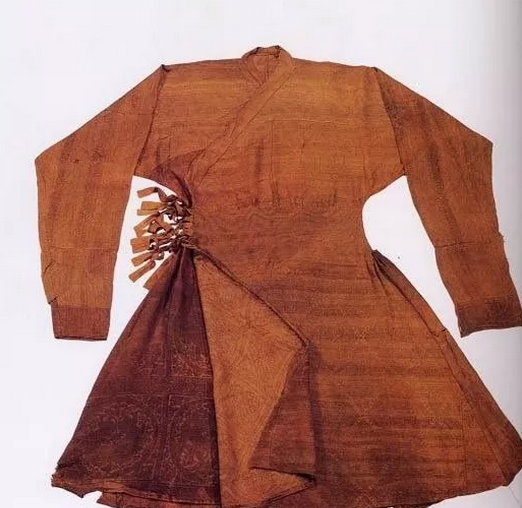 出图的明代服饰