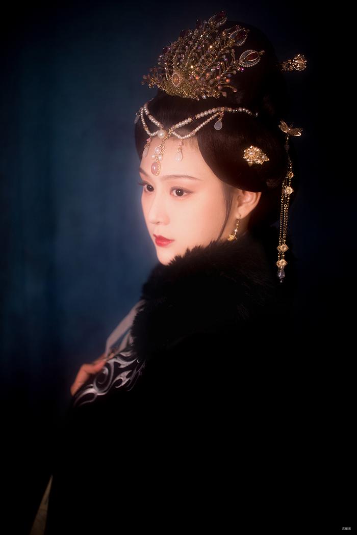 汉服同袍黑衣披风
