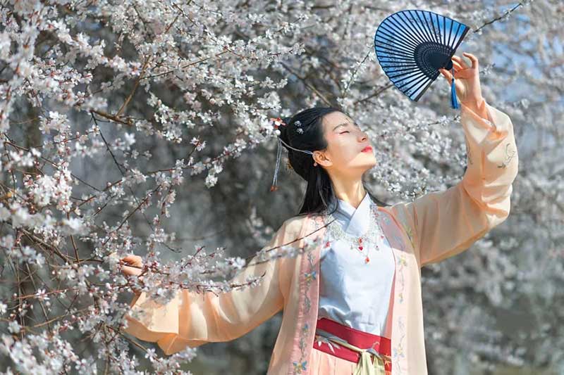 汉服，从来都不是一场触手不及的梦