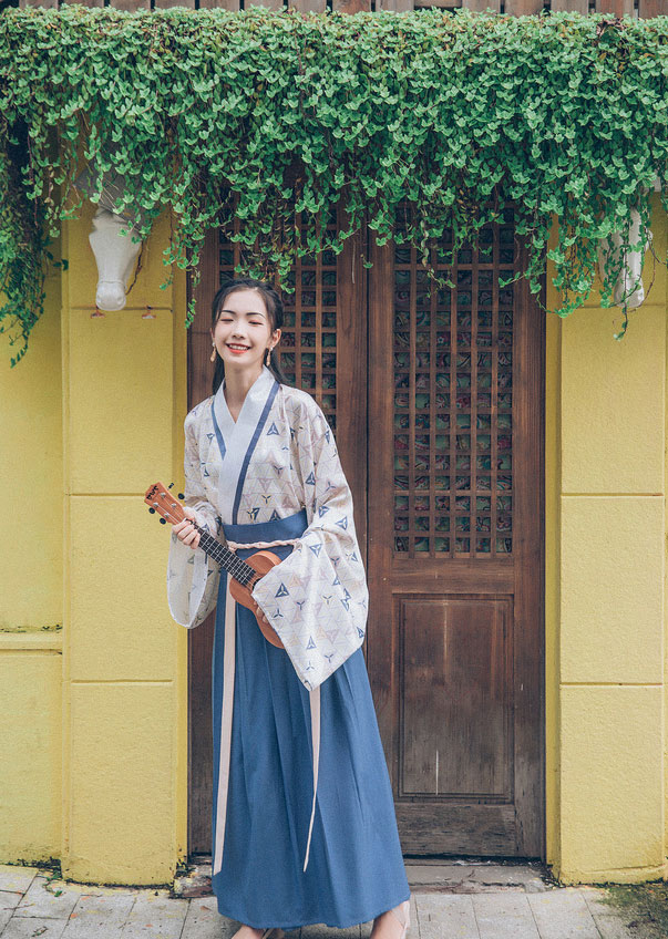 汉服领型之交领