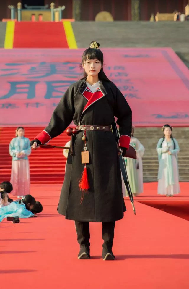 汉服袖型 箭袖