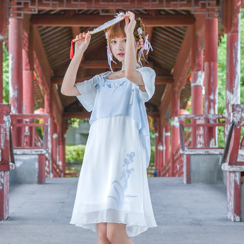 汉服森女部落萌萌西