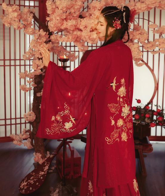 汉服嫁衣