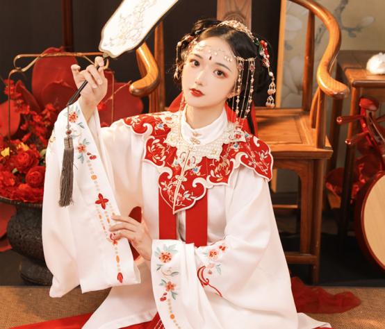 汉服嫁衣