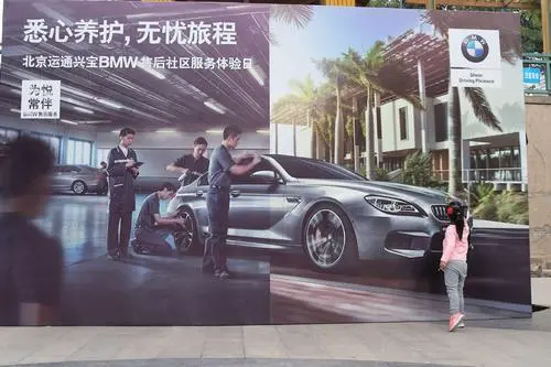 做一名网络推广专员，没人带领的前提下，靠自己摸索三个月一个客户都没有，我需要大家的指导，怎么去推广？