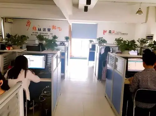 网络商标和实体商标有什么区别呢？注册过的商标在网上不能推广么？还要申请域名商标呢，不申请会有什么影响？